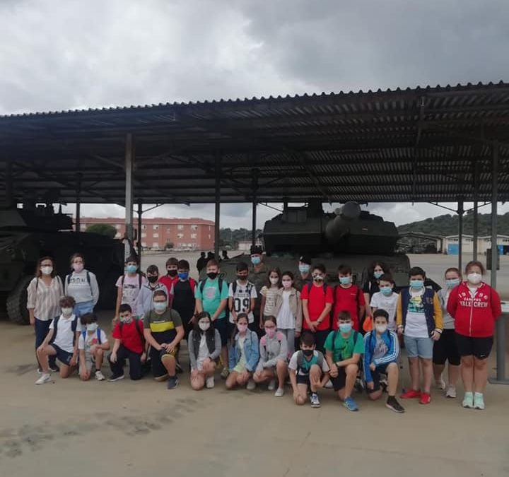 Visita a las instalaciones de la Brigada «Guzmán el Bueno» X